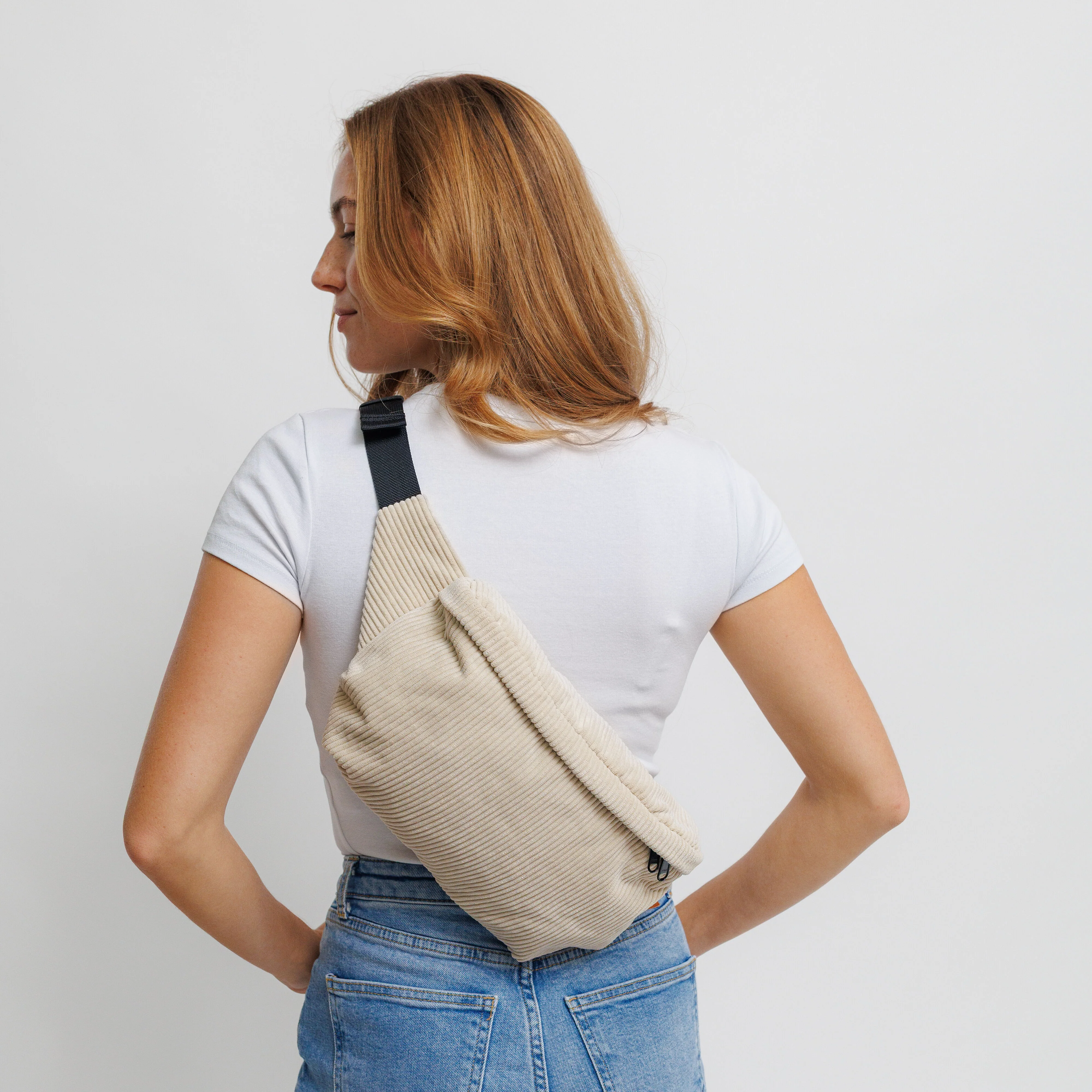 Bauchtasche Groß Eckig Cord - Image 13