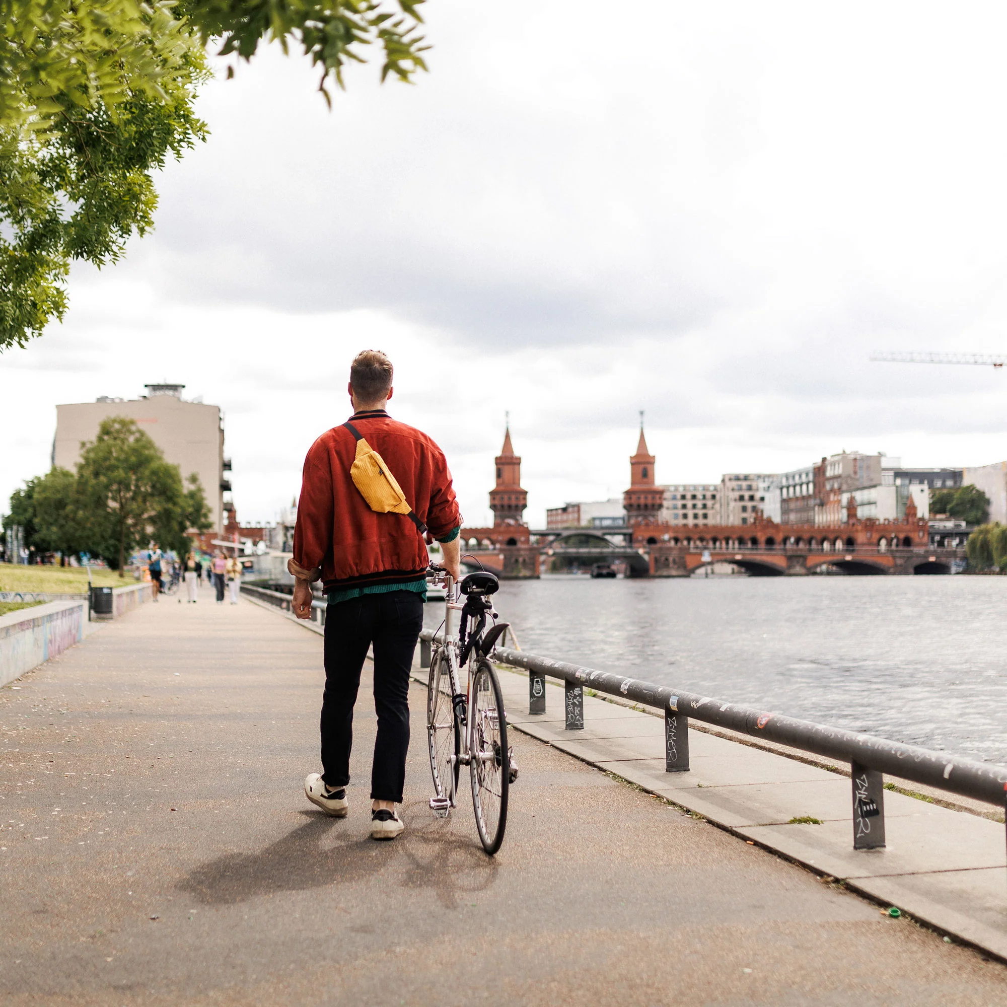Bauchtasche Groß Eckig Cord - Image 54