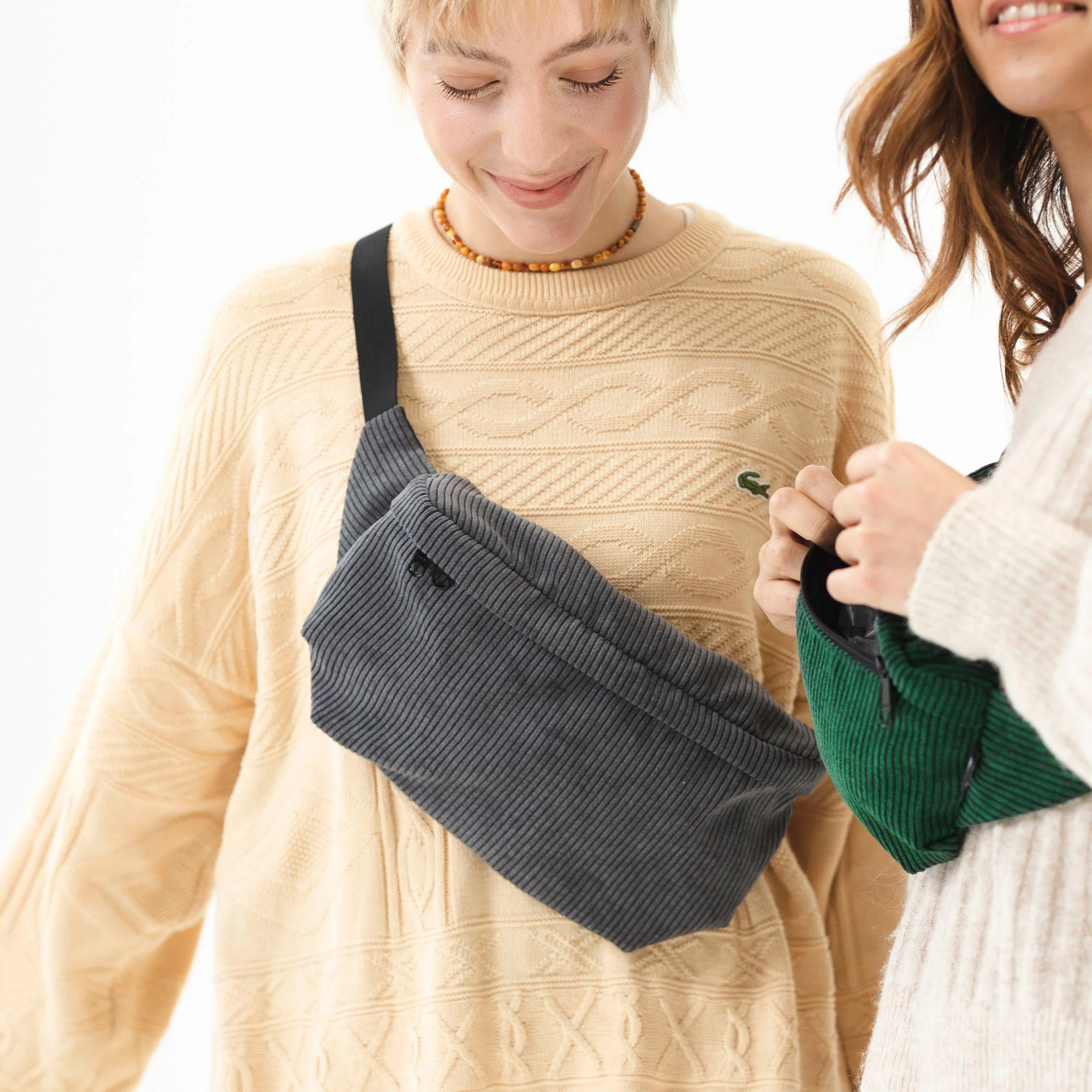 Bauchtasche Groß Eckig Cord - Image 70