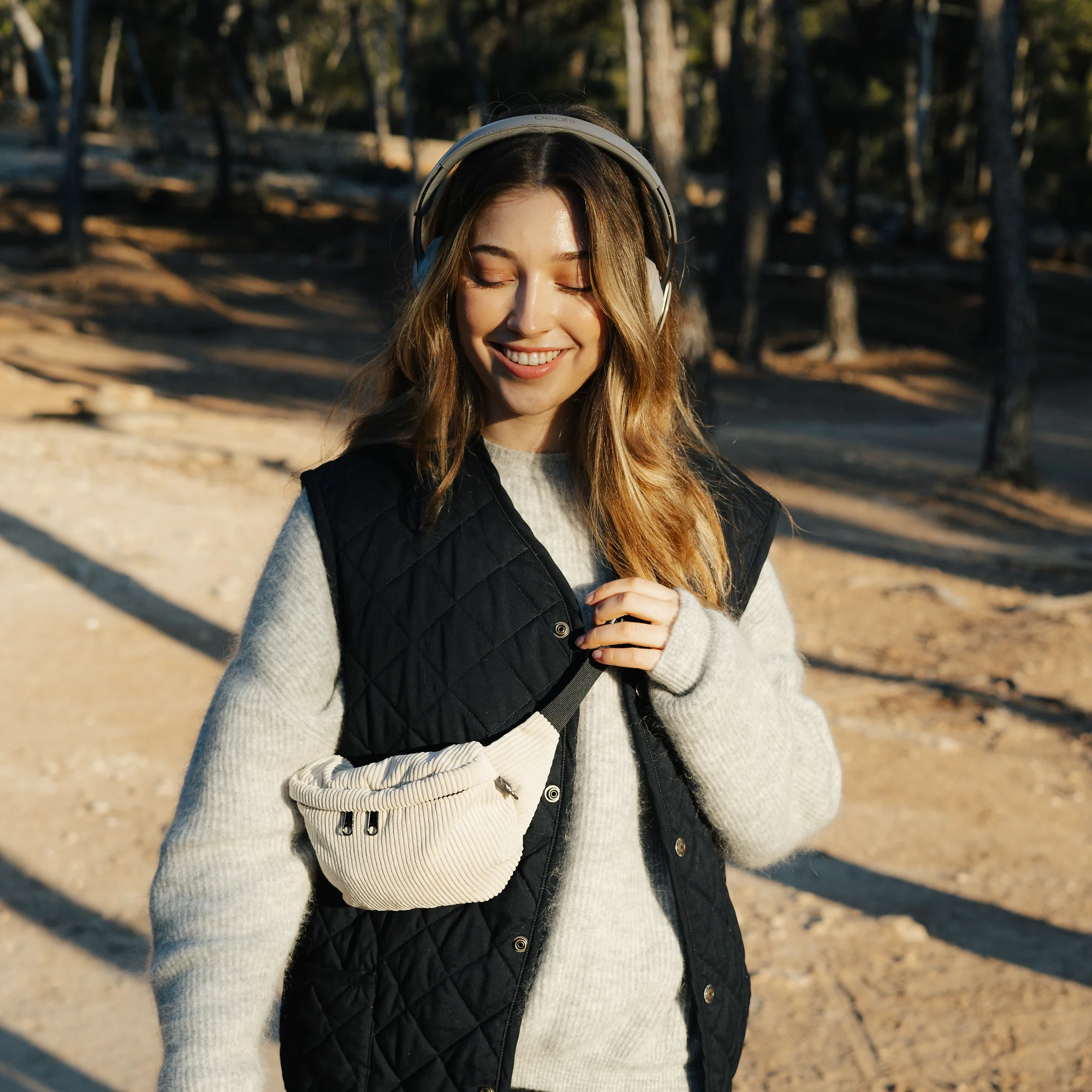 Bauchtasche Medium Eckig Cord - Image 24