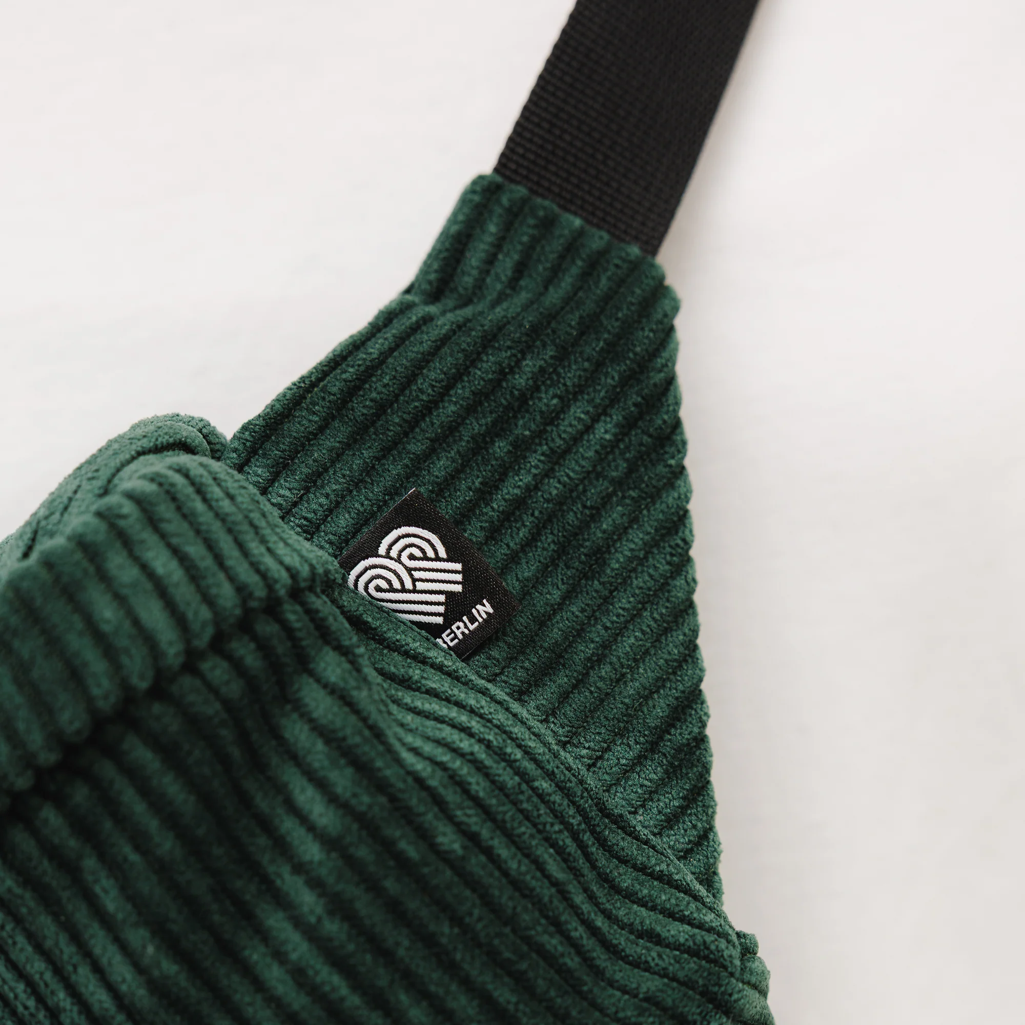 Bauchtasche Medium Eckig Cord - Image 44