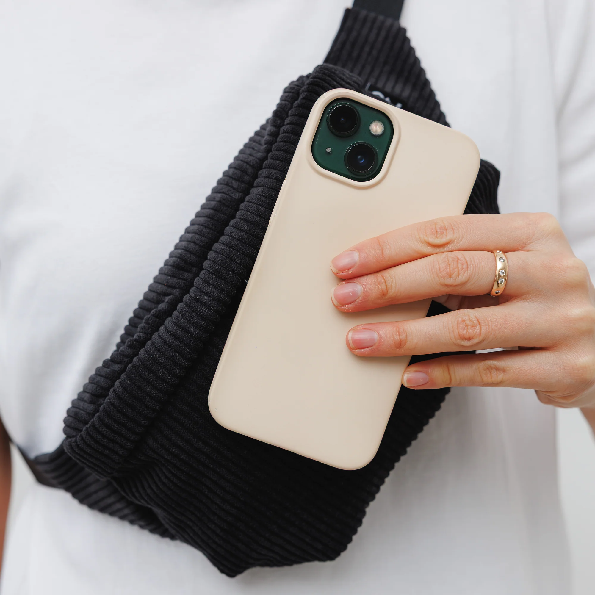 Bauchtasche Medium Eckig Cord - Image 5