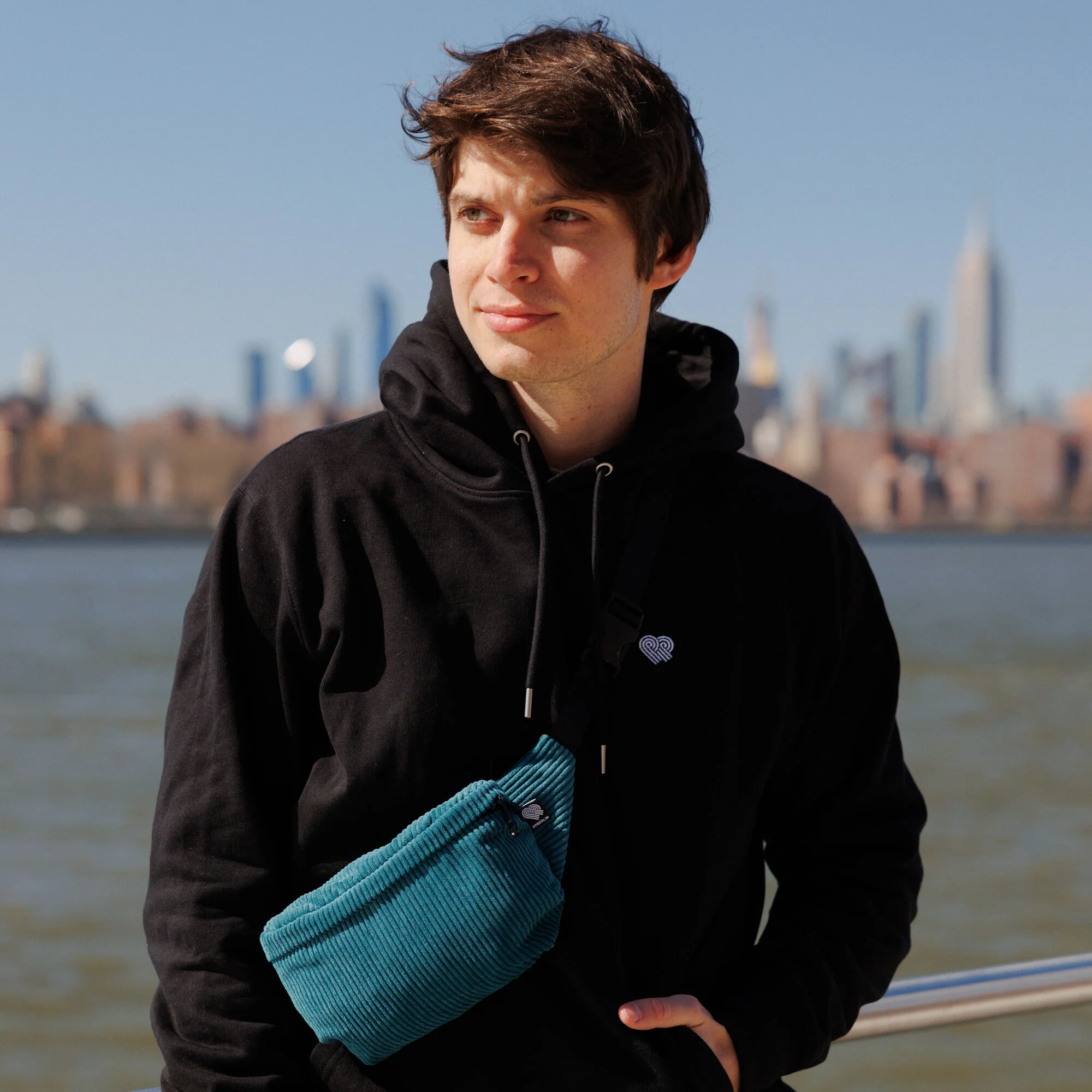 Bauchtasche Medium Eckig Cord - Image 61