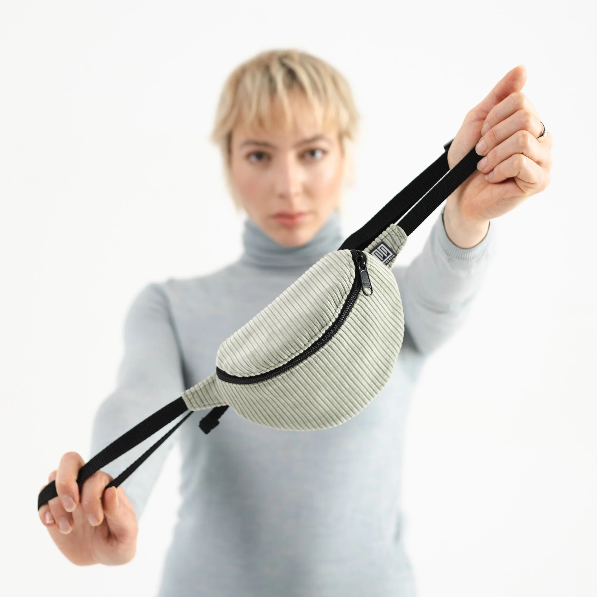 Bauchtasche Mini Cord - Image 10