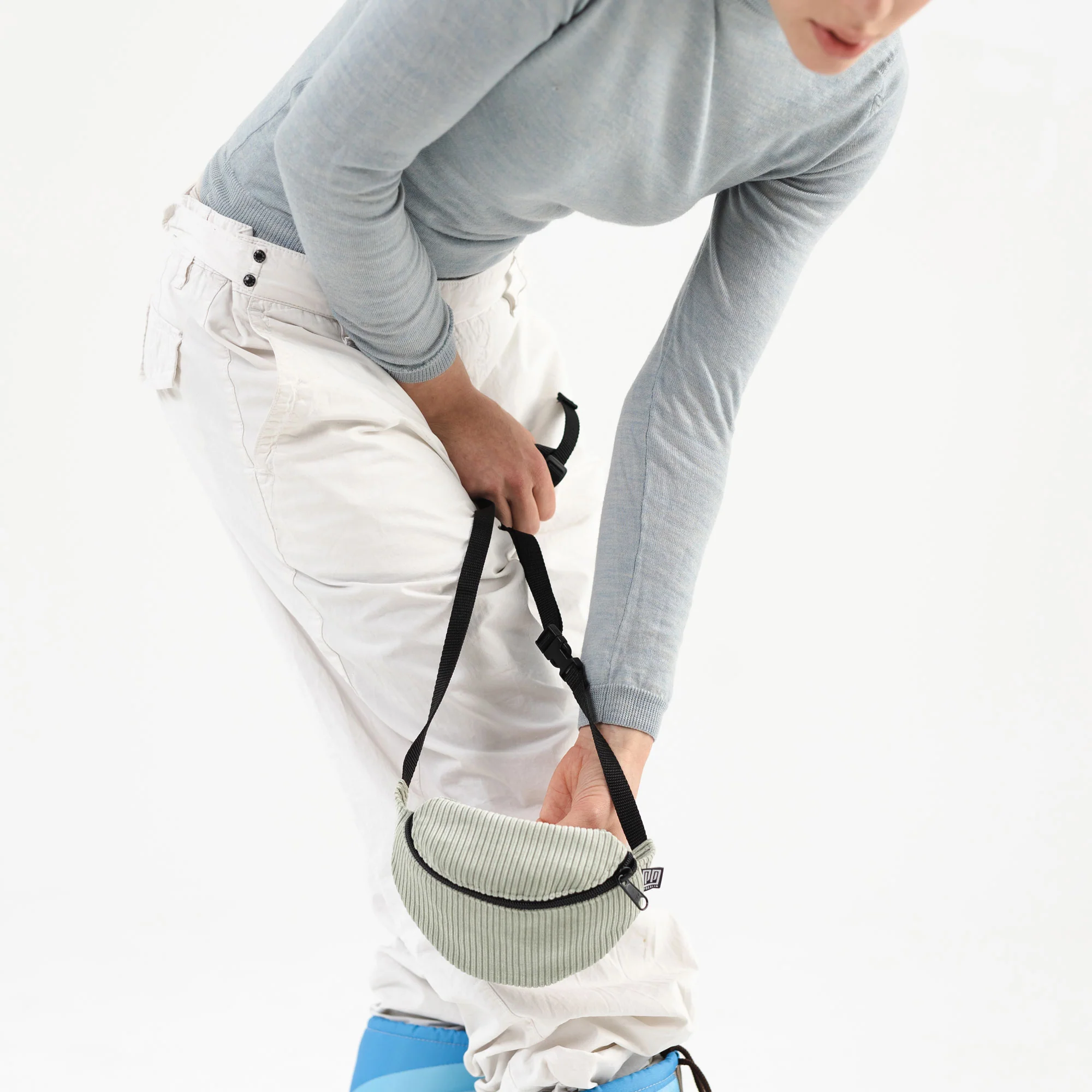 Bauchtasche Mini Cord - Image 9